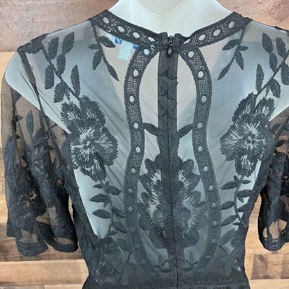 She + Sky Romper Lace Boho Deep V Neck Black Back Zip Closure Small - Picture 12 of 16